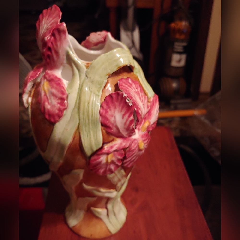 RARE Vintage Ceramic Iris vase by Sadek " Philippines"